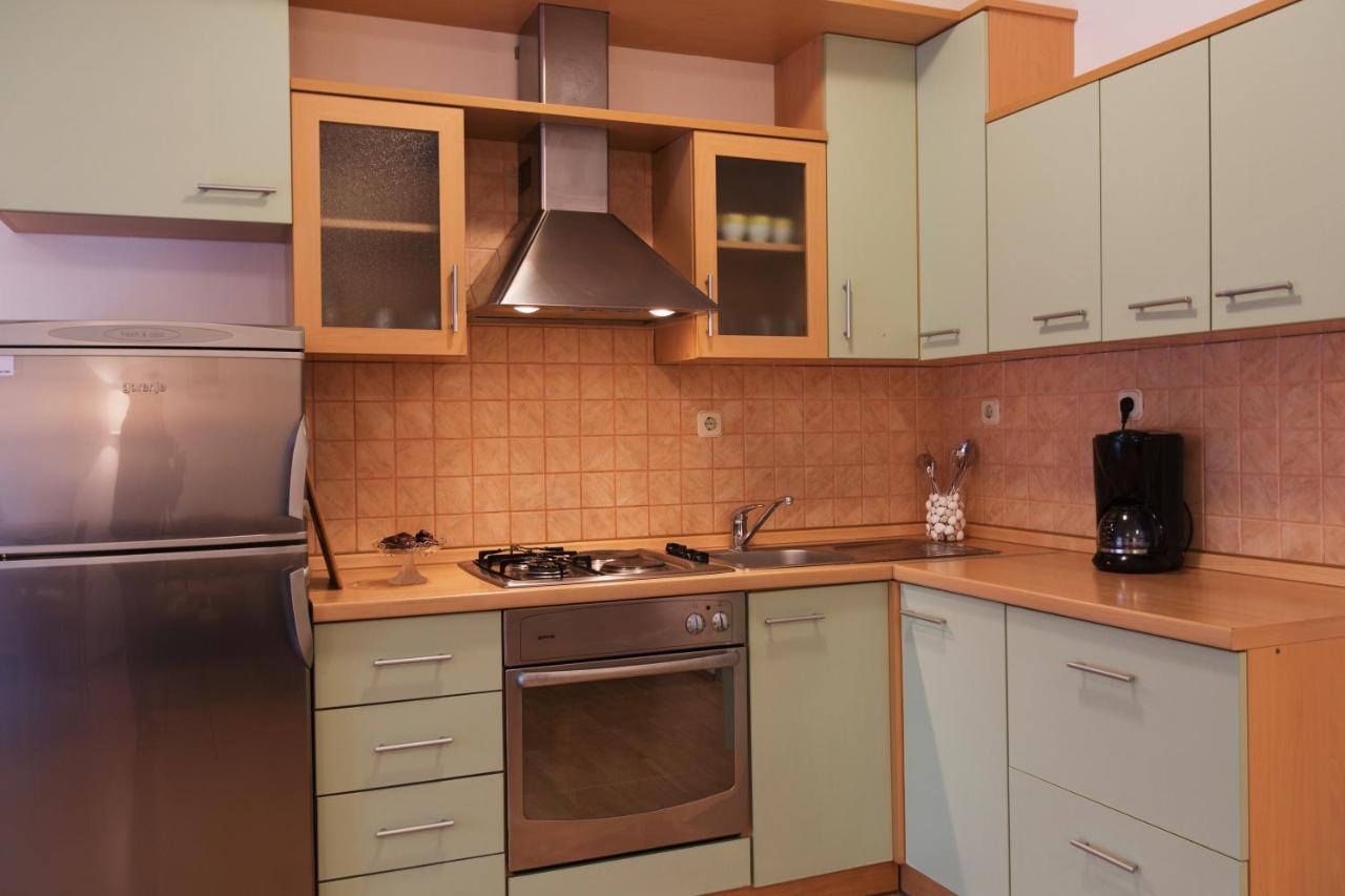 Maiv Residence - Family & Designer Suites Rogoznica  Habitación foto